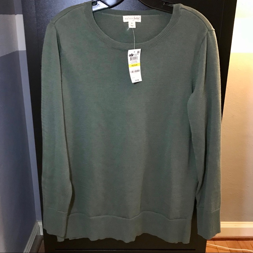 Women’s Long Sleeve Crew Neck Sweater